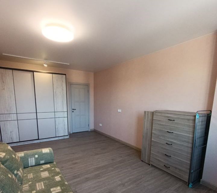 Сдаётся 2-комнатная квартира, 70 м²
