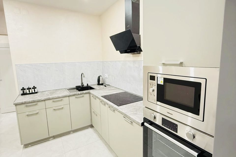 Сдаётся 1-комнатная квартира, 46 м²