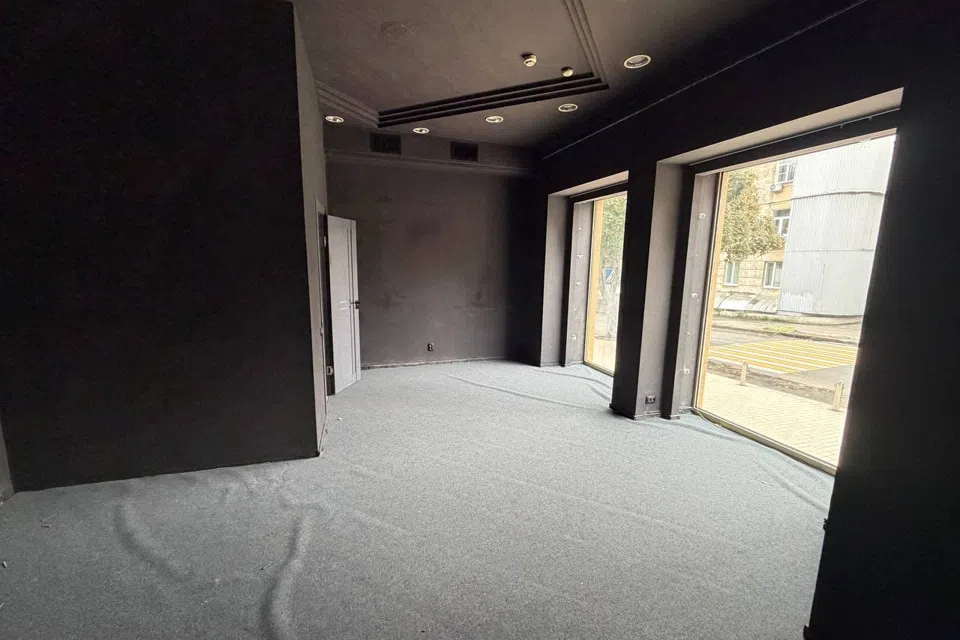 Сдаётся помещение своб. назначения, 230 м²
