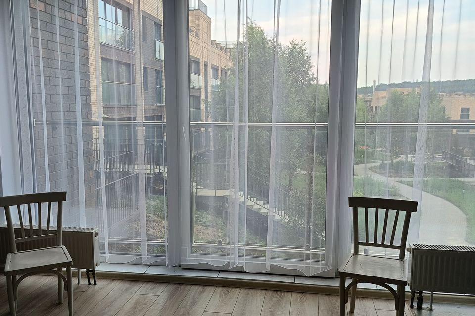 Сдаётся 1-комнатная квартира, 43 м²