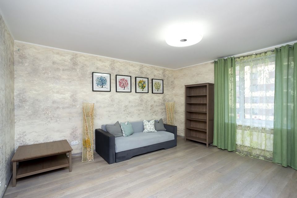 Сдаётся 4-комнатная квартира, 110.4 м²