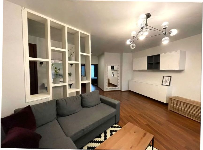 Сдаётся 2-комнатная квартира, 76 м²