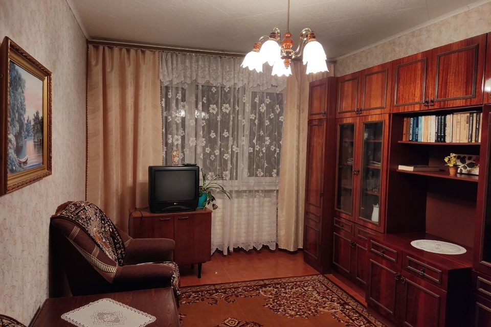 Сдаётся 2-комнатная квартира, 52.6 м²