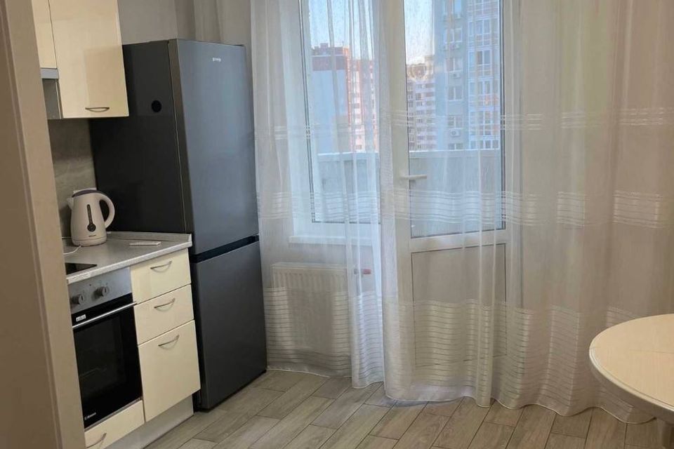 Сдаётся 1-комнатная квартира, 38 м²