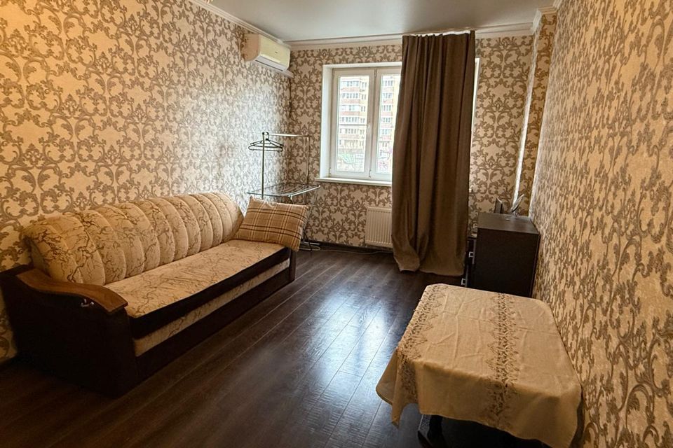 Сдаётся 1-комнатная квартира, 37 м²