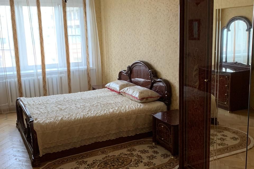 Сдаётся 2-комнатная квартира, 53 м²