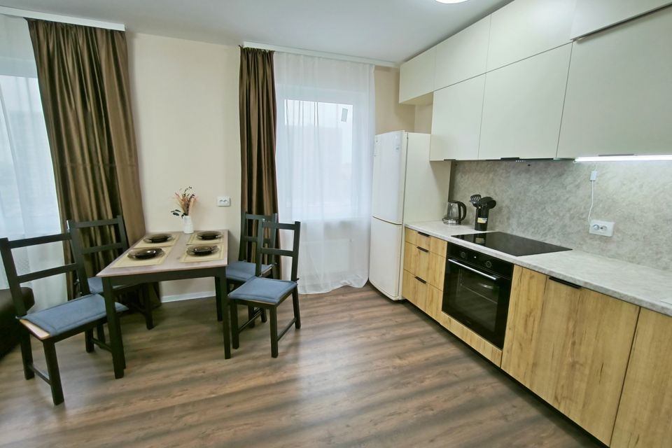 Сдаётся 2-комнатная квартира, 56.1 м²