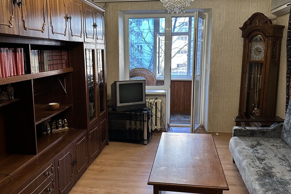 Сдаётся 2-комнатная квартира, 50.5 м²