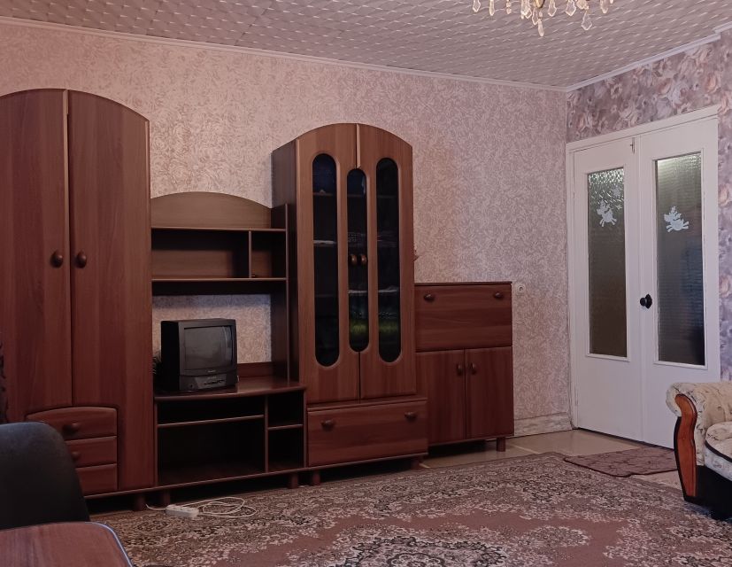 Сдаётся 2-комнатная квартира, 75 м²