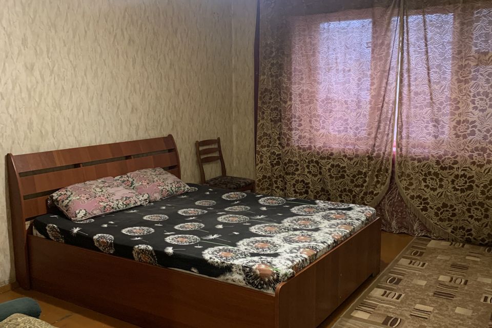 Сдаётся 1-комнатная квартира, 35 м²