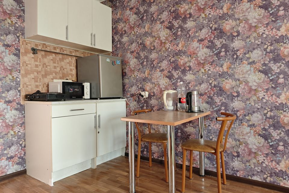 Сдаётся комната в 1-комн. квартире, 17.2 м²