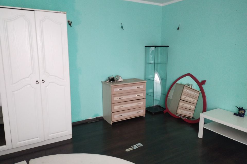 Сдаётся 3-комнатная квартира, 120 м²