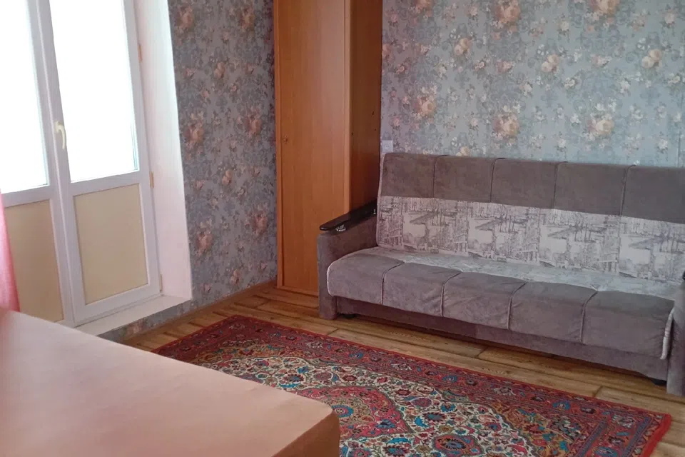 Сдаётся 1-комнатная квартира, 35 м²