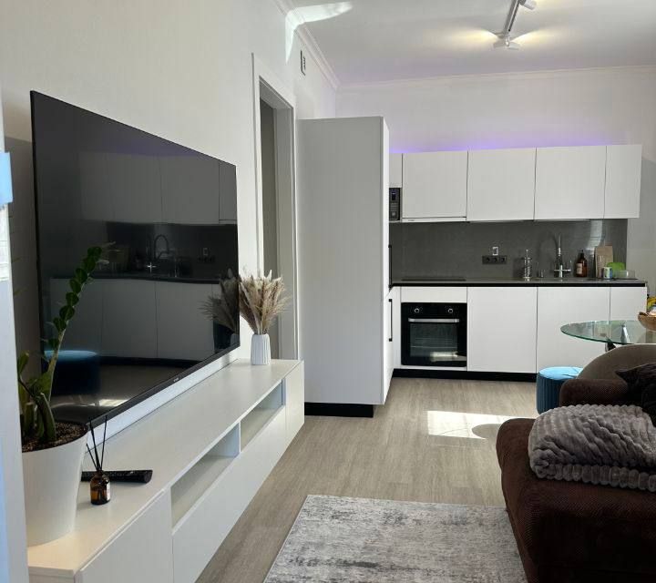 Сдаётся 2-комнатная квартира, 63 м²