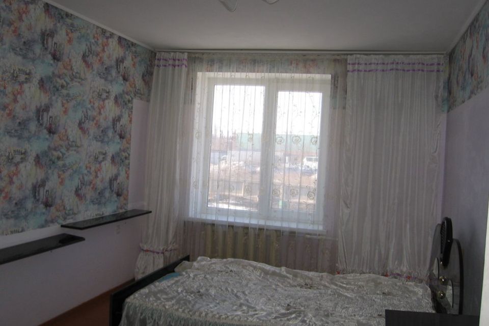 Сдаётся 4-комнатная квартира, 77 м²