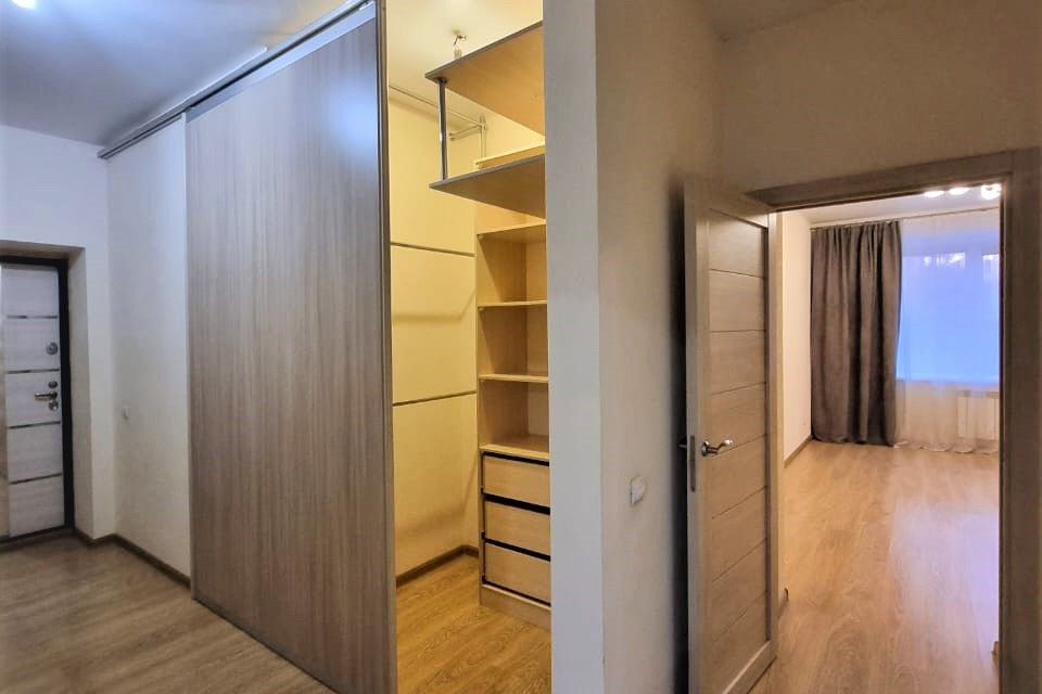 Сдаётся 1-комнатная квартира, 52 м²