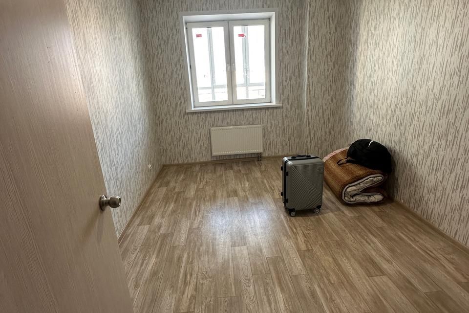 Сдаётся 2-комнатная квартира, 65 м²