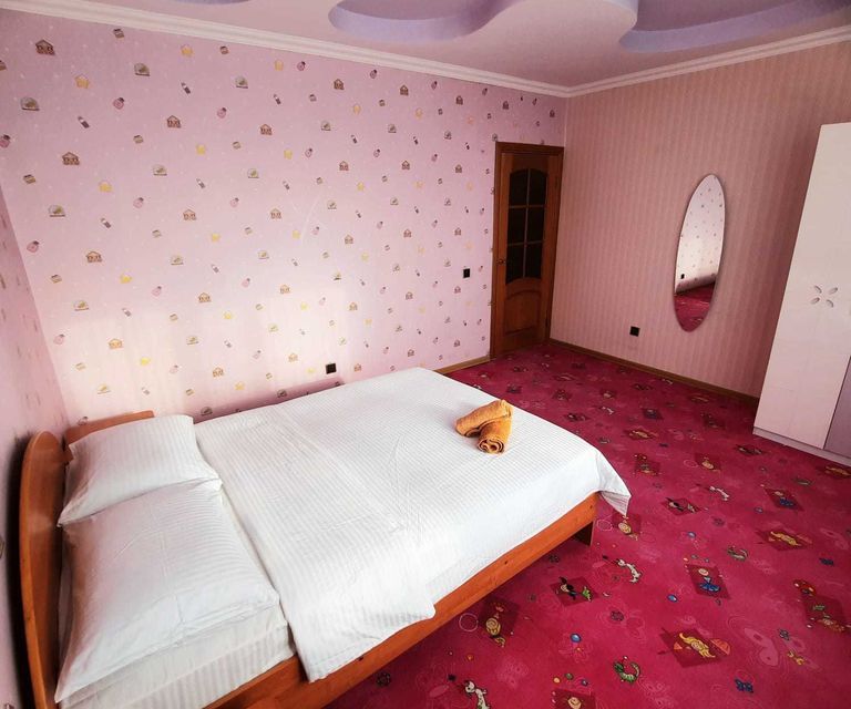Сдаётся 3-комнатная квартира, 65 м²