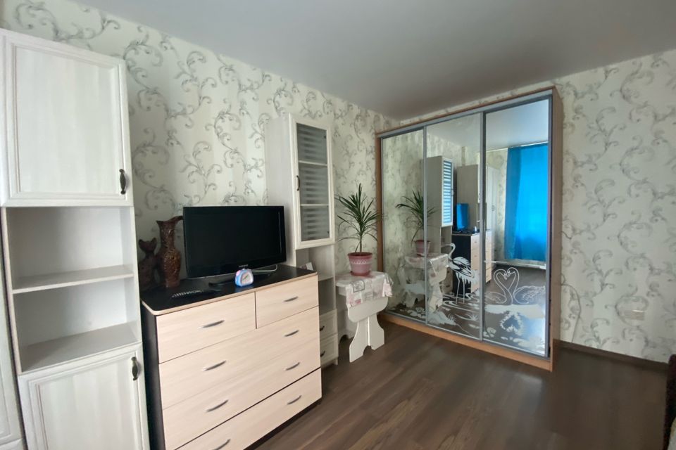 Сдаётся 1-комнатная квартира, 52 м²