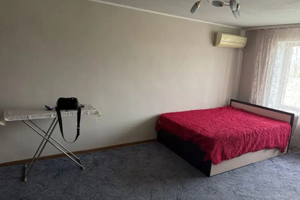 Сдаётся 1-комнатная квартира, 37 м²