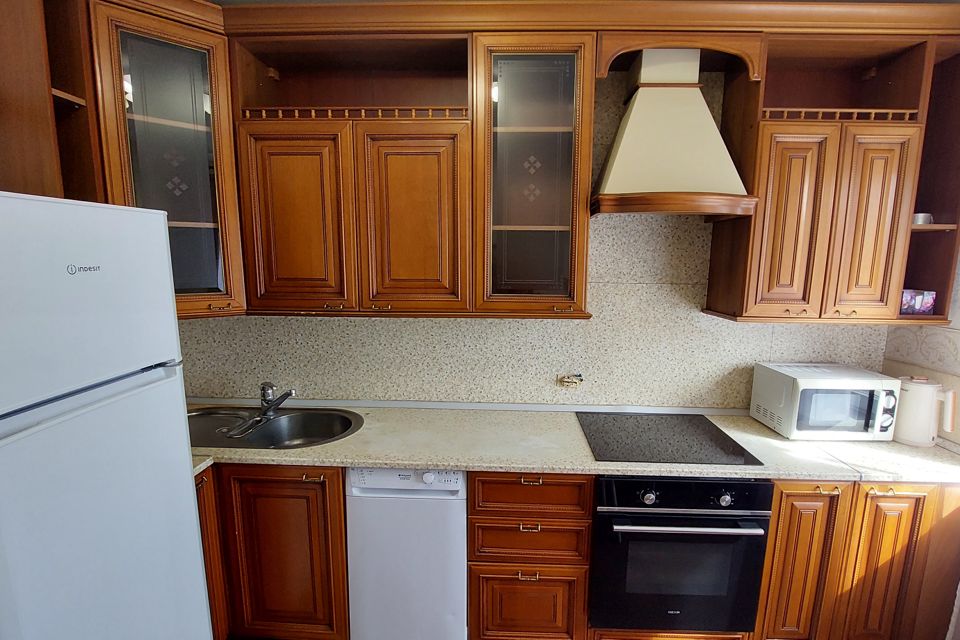 Сдаётся 2-комнатная квартира, 50.7 м²