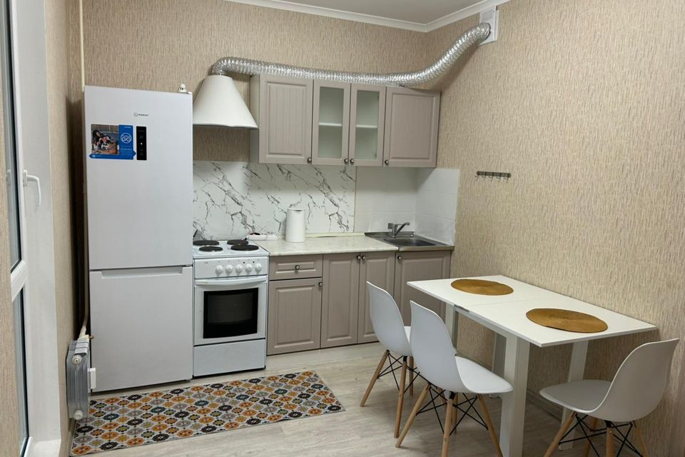 Сдаётся 2-комнатная квартира, 55.8 м²