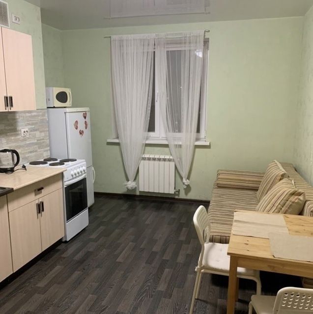 Сдаётся 1-комнатная квартира, 46 м²