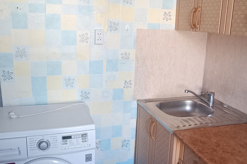 Сдаётся 1-комнатная квартира, 38 м²