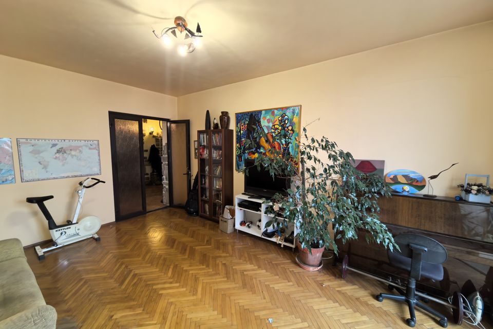 Сдаётся 4-комнатная квартира, 91 м²