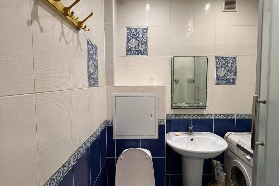 Сдаётся 1-комнатная квартира, 42 м²