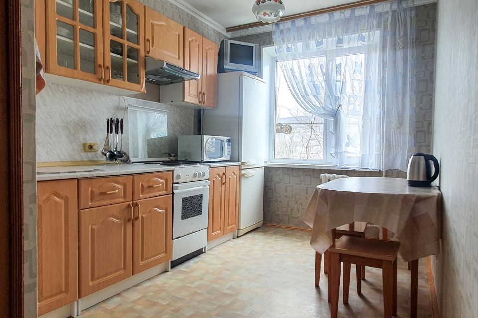 Сдаётся 1-комнатная квартира, 38 м²
