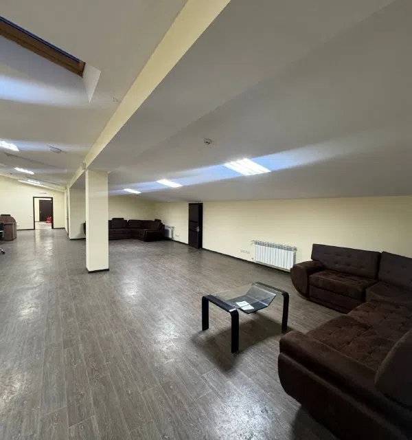 Сдаётся офис, 362 м²