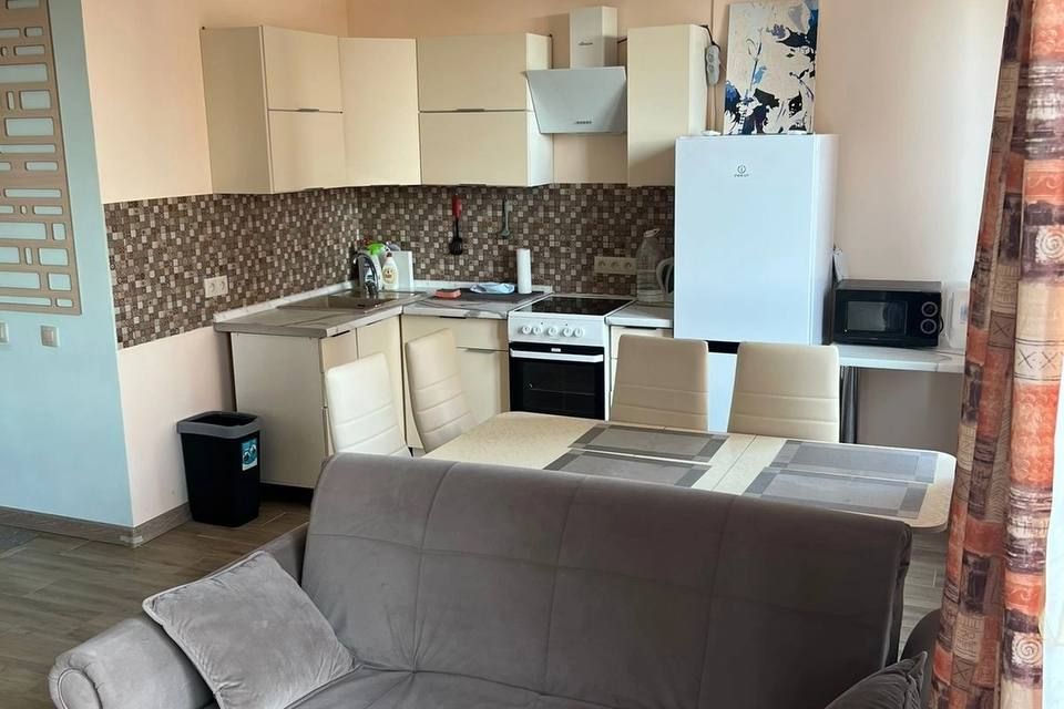 Сдаётся 1-комнатная квартира, 40 м²