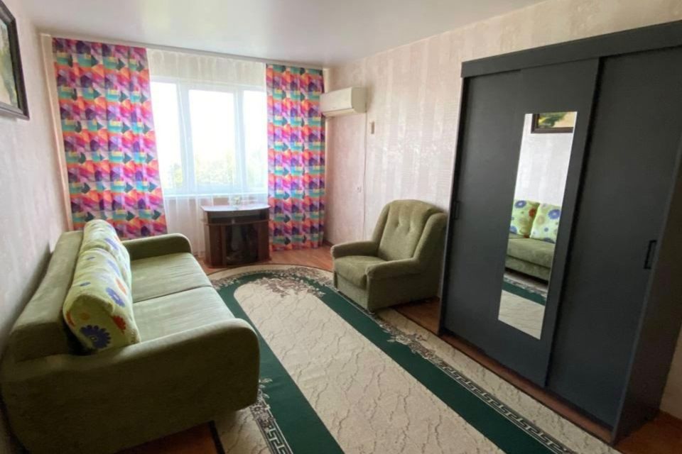 Сдаётся 1-комнатная квартира, 36 м²