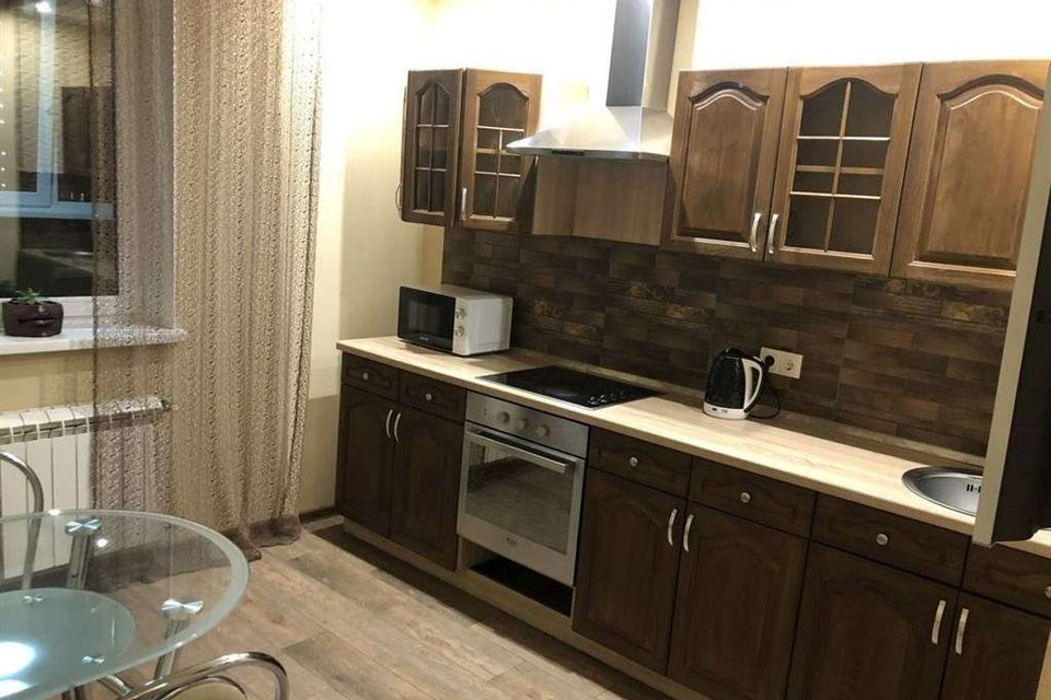 Сдаётся 1-комнатная квартира, 49 м²