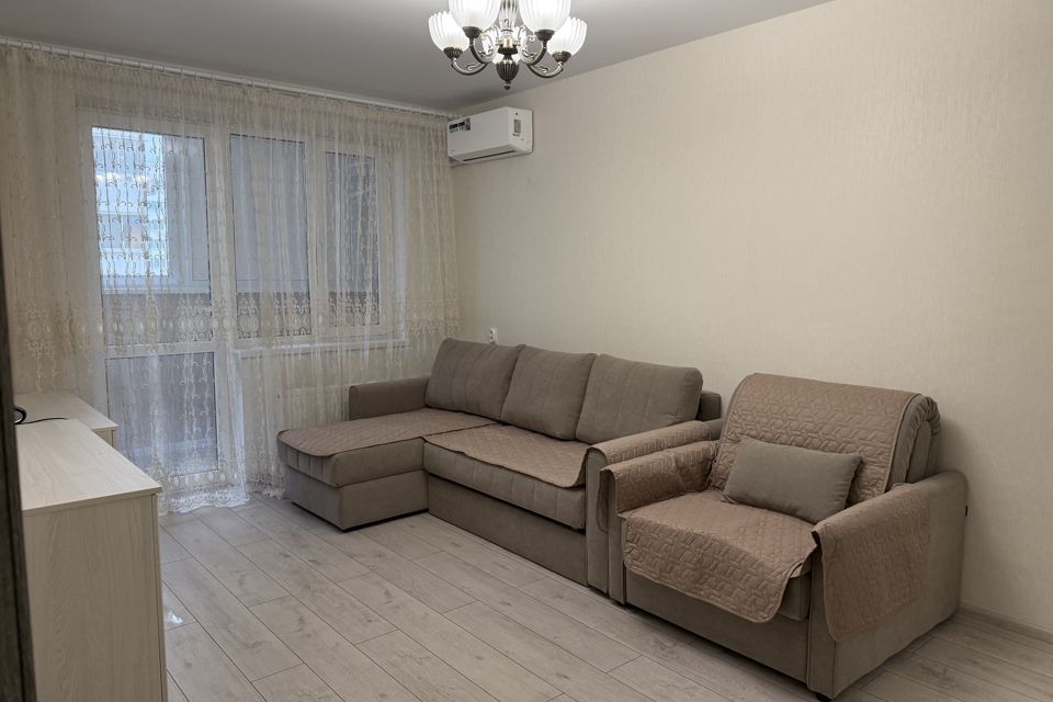 Сдаётся 1-комнатная квартира, 35 м²