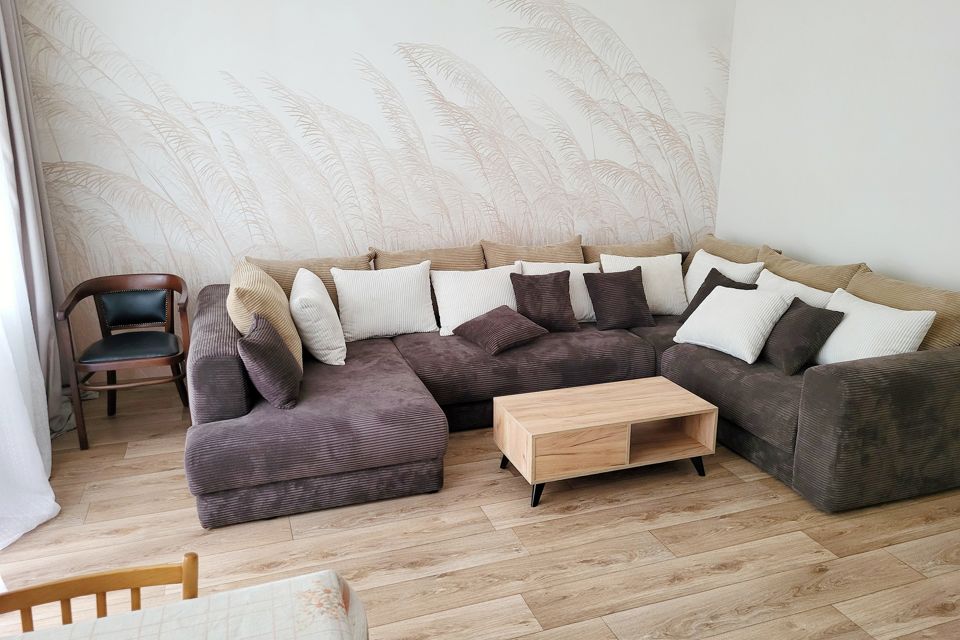 Сдаётся 2-комнатная квартира, 58 м²