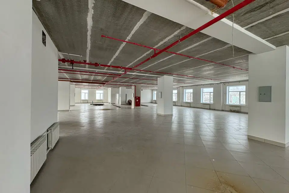 Сдаётся помещение своб. назначения, 650 м²