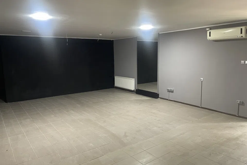 Сдаётся торговое помещение, 95.4 м²