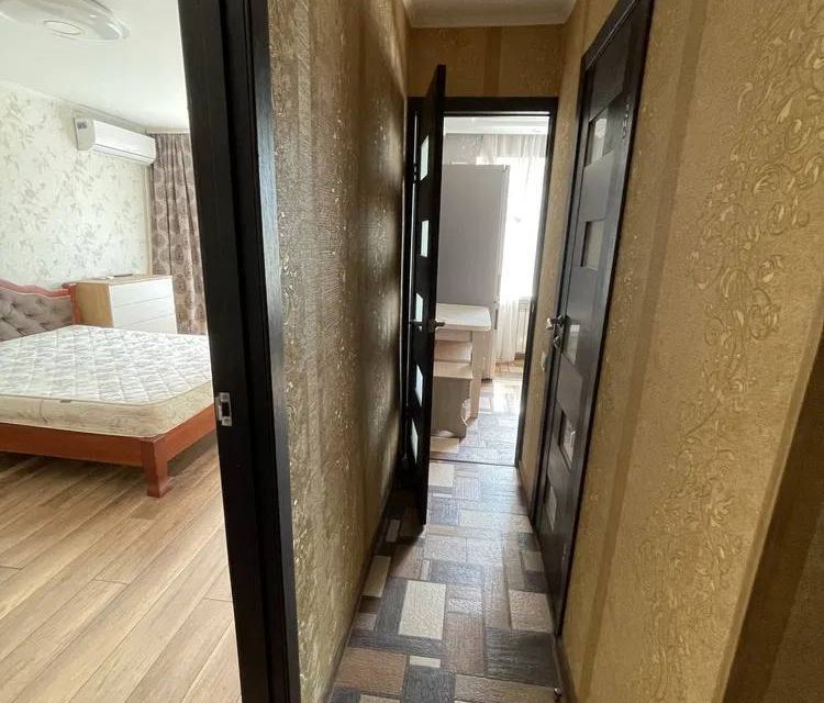 Сдаётся 1-комнатная квартира, 38 м²