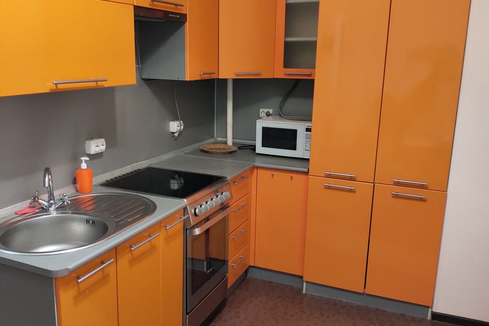 Сдаётся 1-комнатная квартира, 40 м²