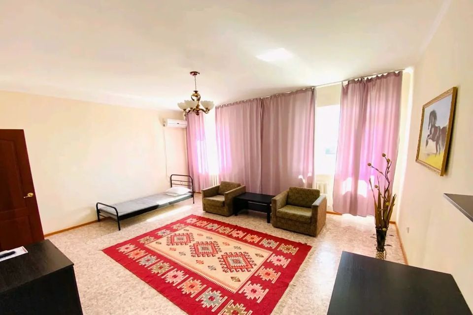 Сдаётся 2-комнатная квартира, 50 м²