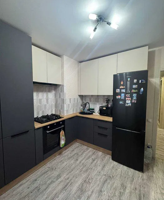 Сдаётся 1-комнатная квартира, 43 м²