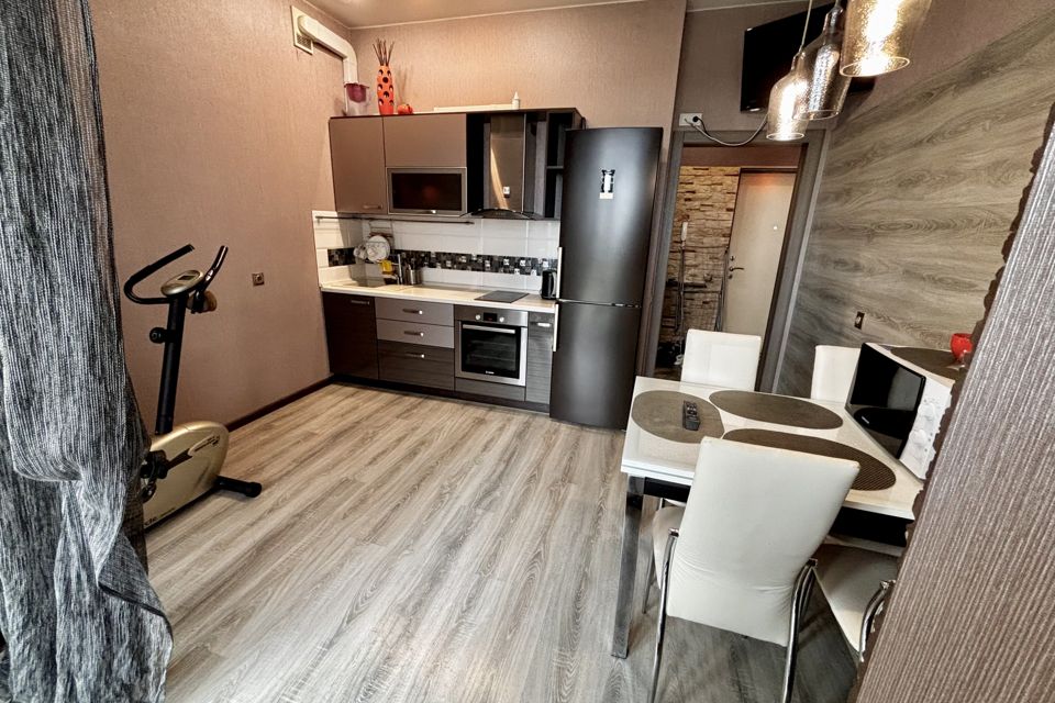 Сдаётся 1-комнатная квартира, 46 м²