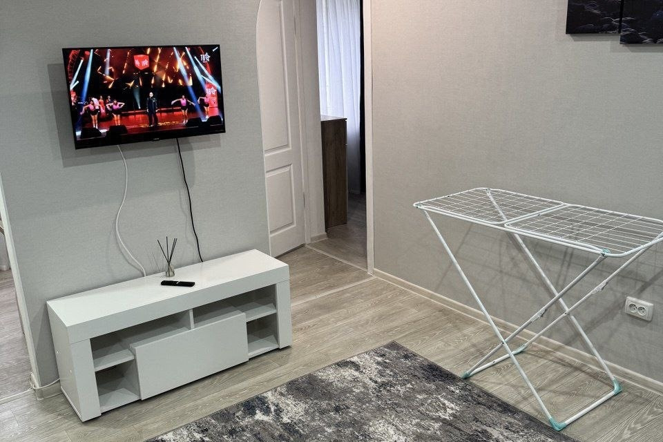 Сдаётся 2-комнатная квартира, 57 м²