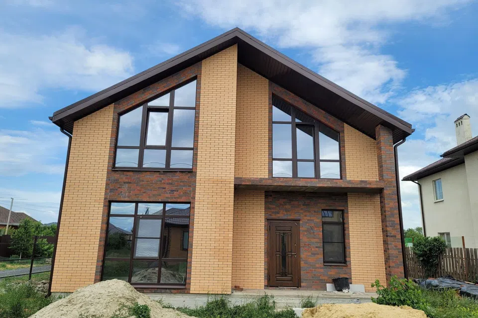 Проект дома Новация 104 из материала Кирпич площадью
120 м²,
4 спальни,
2 этажа