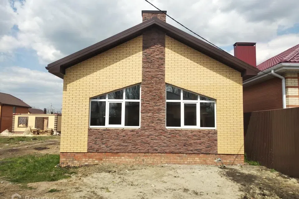 Проект дома Дом А3к - 75м из материала Кирпич площадью
75 м²,
3 спальни,
1 этаж