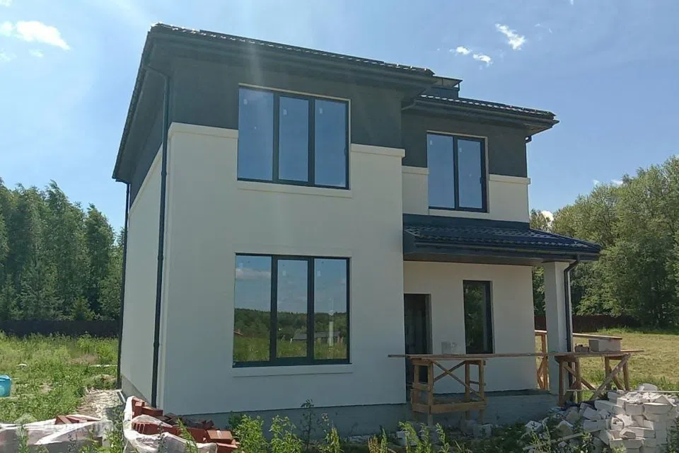 Проект дома Новация 303-2 из материала Кирпич площадью 
       137 м²,
       5 спален,
       2 этажа