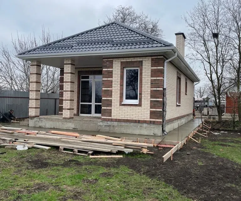Проект дома Приморский классик из материала Бетонные блоки площадью
       62 м²,
       2 спальни,
       1 этаж