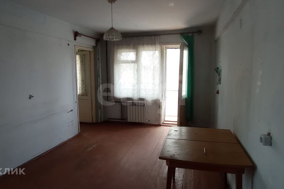Продаётся 3-комнатная квартира, 49 м²